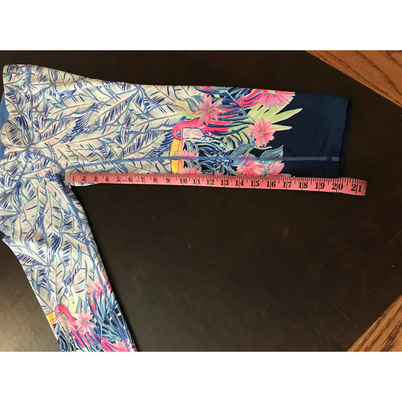Lilly Pulitzer Luxletic UPF+50 Jolena Weekender Lets Mango Leggings - Medium - Picture 9 of 14